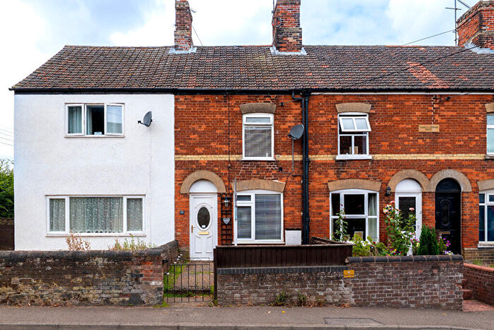 2 Bedroom Terraced House For Sale In Queens Road, Norfolk, Fakenham, Norfolk, NR21
