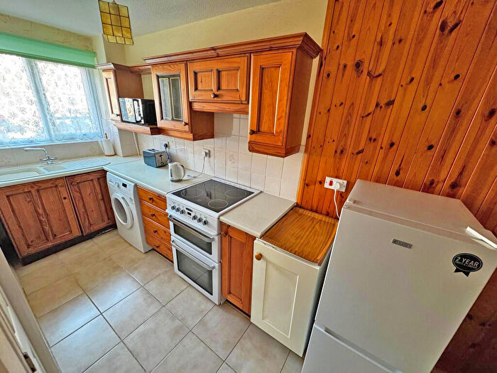 1 Bedroom End Of Terrace House For Sale In Church Green, Shoreham-by-Sea, BN43