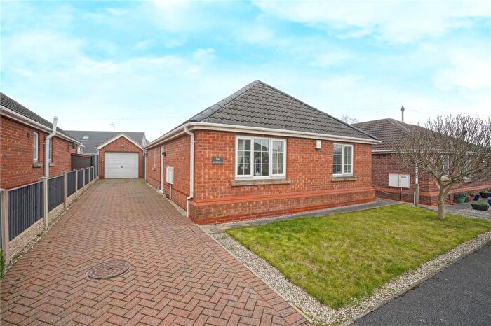 2 Bedroom Bungalow For Sale In Meadow View Drive, Ravenfield, Rotherham, South Yorkshire, S65