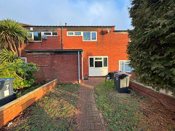 2 Bedroom Terraced House For Sale In Albury Walk, Birmingham, West Midlands, B11