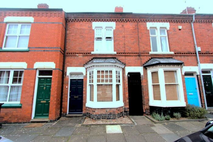 3 Bedroom Terraced House To Rent In Cradock Road, Clarendon Park, Leicester, LE2