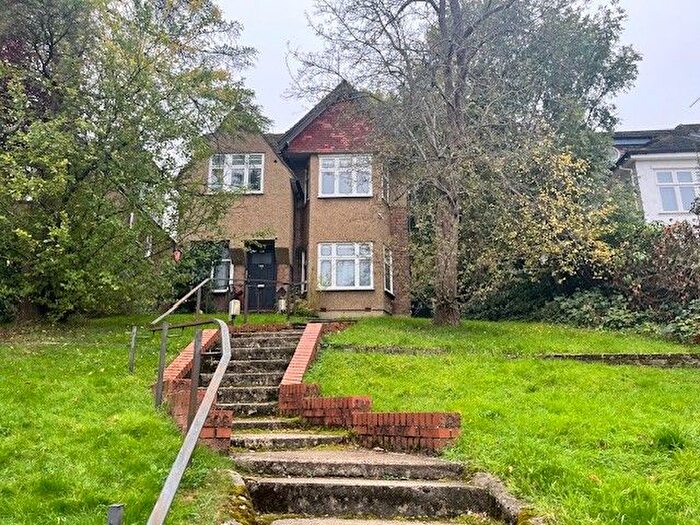 1 Bedroom Flat To Rent In Alexandra Park Road, London, N22