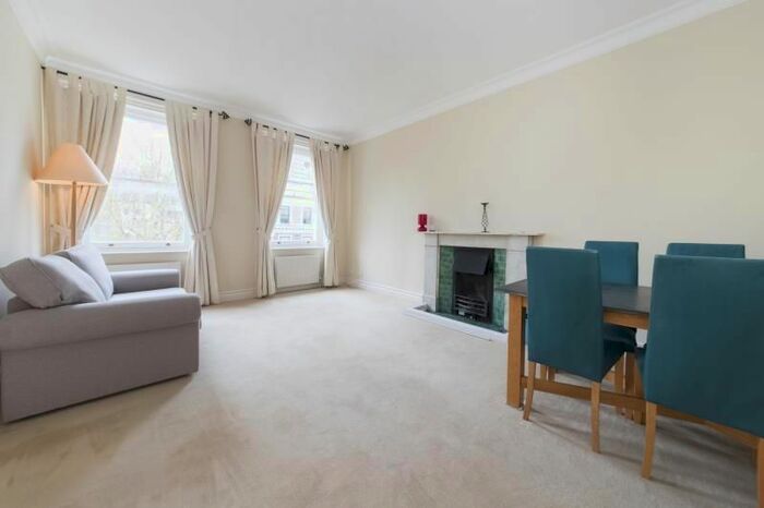 2 Bedroom Flat To Rent In Southwell Gardens, South Kensington, London, SW7