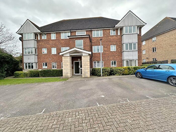 1 Bedroom Flat For Sale In St. Leonards Close, Grays, RM17