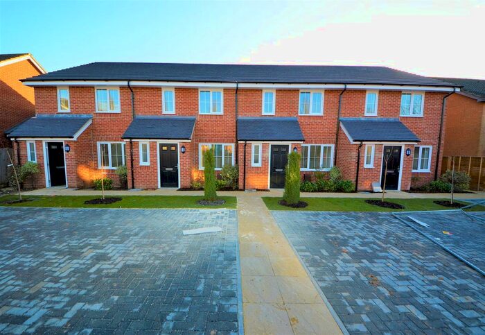 3 Bedroom Terraced House To Rent In Hollands Close, Portsmouth, PO6