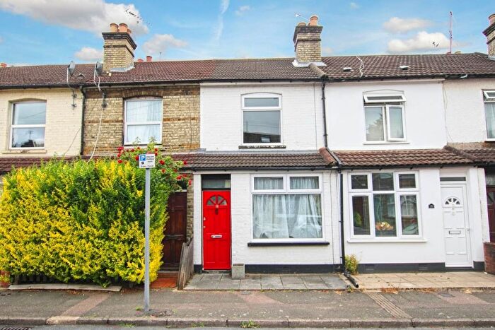 2 Bedroom Terraced House For Sale In Shaftesbury Road, Watford, WD17