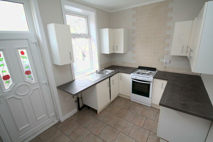 3 Bedroom Terraced House To Rent In Stansfield Street, Todmorden, OL14