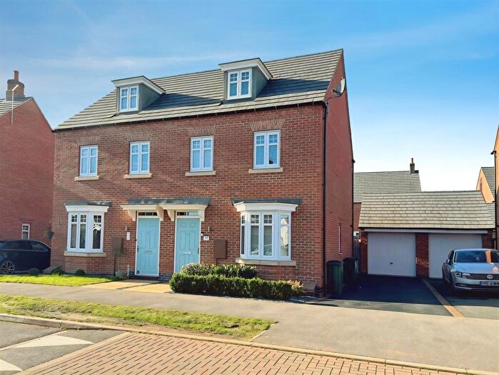 3 Bedroom Semi-Detached House For Sale In Abbott Way, Whetstone., LE8