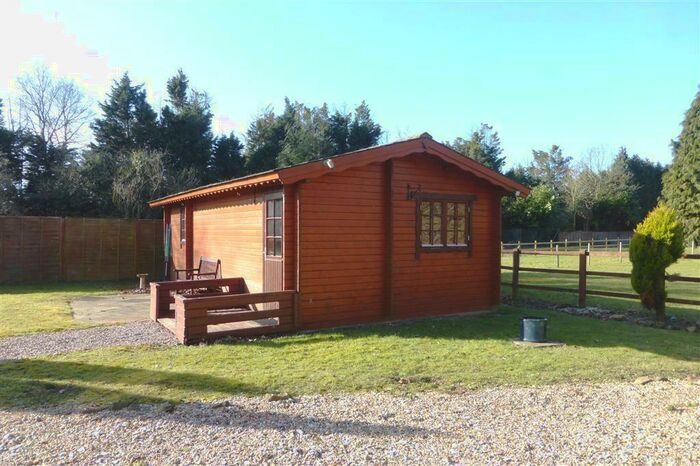 1 Bedroom Log Cabin To Rent In Marsh Lane, Taplow, Maidenhead, SL6