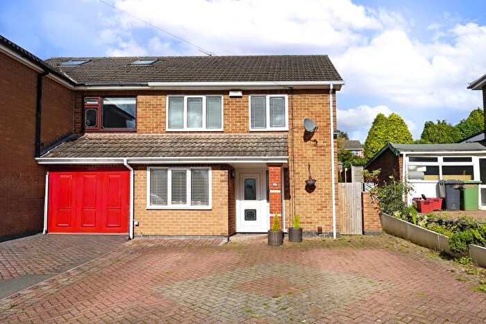 3 Bedroom Semi Detached House For Sale In Leicester Road, Whitwick, Coalville, Leicestershire, LE67