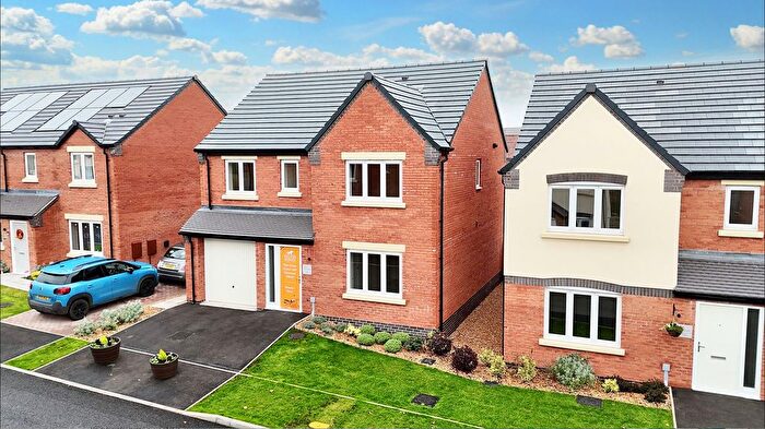 4 Bedroom Property For Sale In Birchwood Grove, Cheadle, ST10