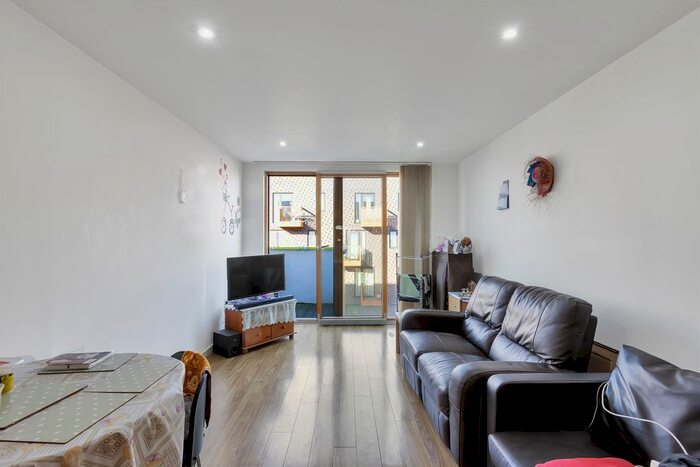 1 Bedroom Flat To Rent In Cutmore Ropeworks, Barking Central, Barking, IG11