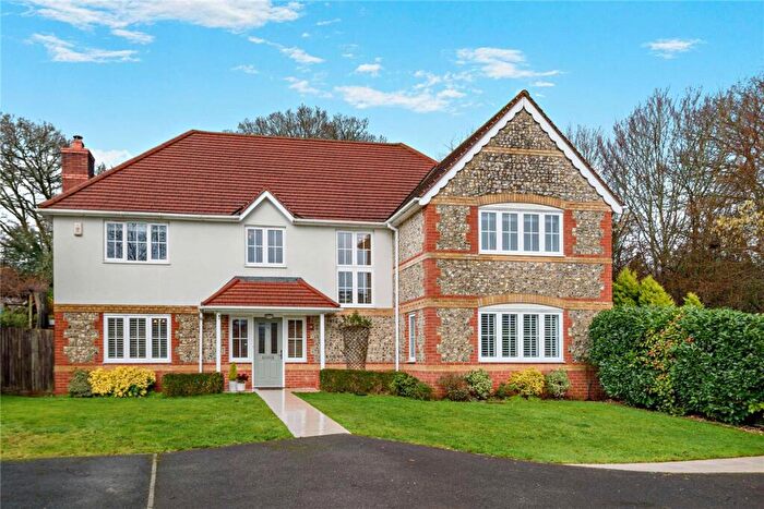 5 Bedroom Detached House For Sale In Spring Gardens, Newbury, Berkshire, RG20