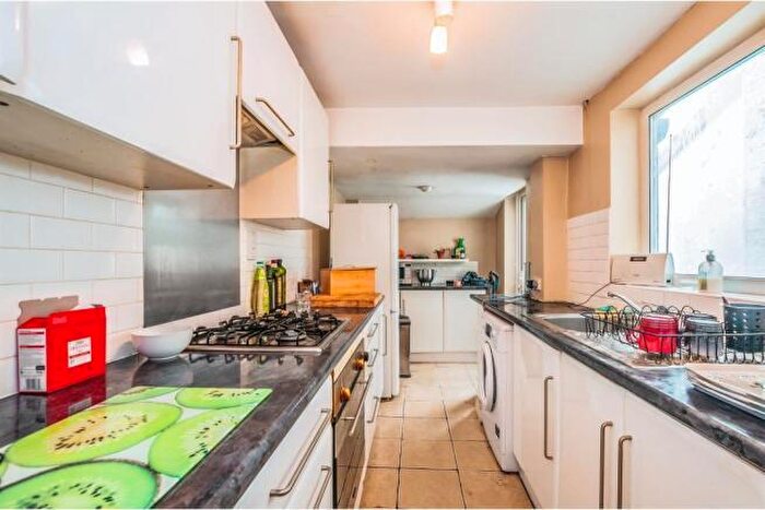 2 Bedroom Terraced House To Rent In Norden Road, Maidenhead, SL6