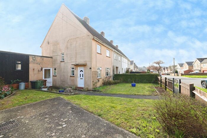 3 Bedroom End Terrace House For Sale In Old Down Road, Andover, SP10