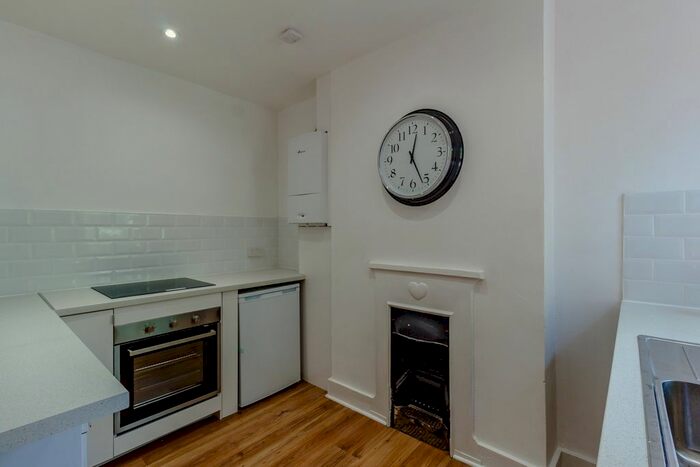 2 Bedroom Flat To Rent In Lower Road, Chorleywood, Rickmansworth WD3