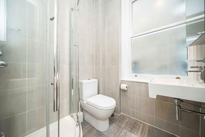 2 Bedroom Flat For Sale In West Smithfield, City Of London, EC1A