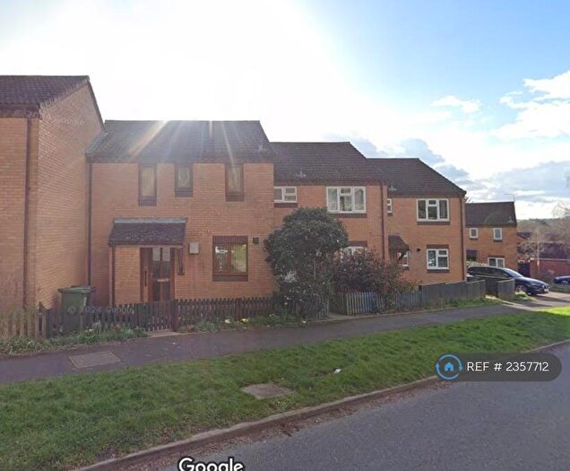 3 Bedroom Terraced House To Rent In Cedar Road, Redditch, B97