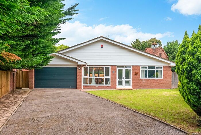 4 Bedroom Detached Bungalow For Sale In Church Lane Barford, Warwickshire, CV35