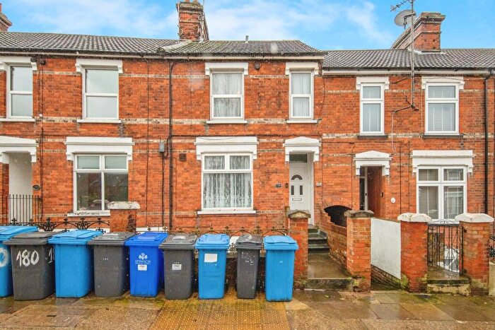 1 Bedroom Flat For Sale In Cemetery Road, Ipswich, IP4