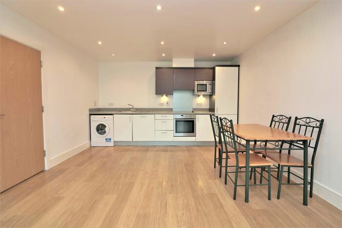 2 Bedroom Apartment To Rent In Salmon Lane, London, E14