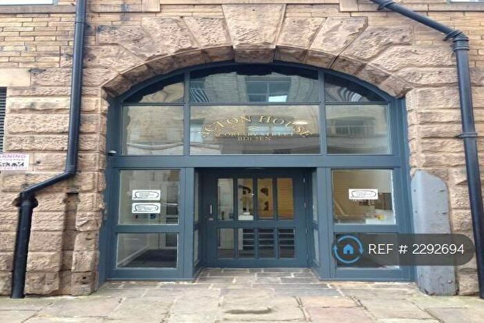 2 Bedroom Flat To Rent In Acton House, Bradford, BD1