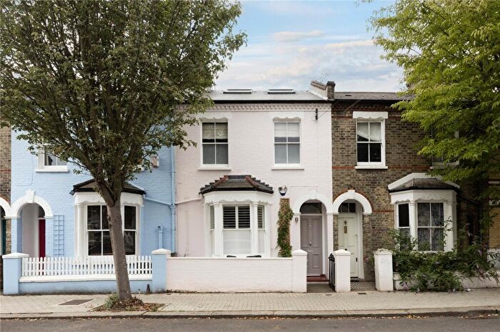 4 Bedroom Terraced House For Sale In Rowena Crescent, London, United Kingdom, SW11