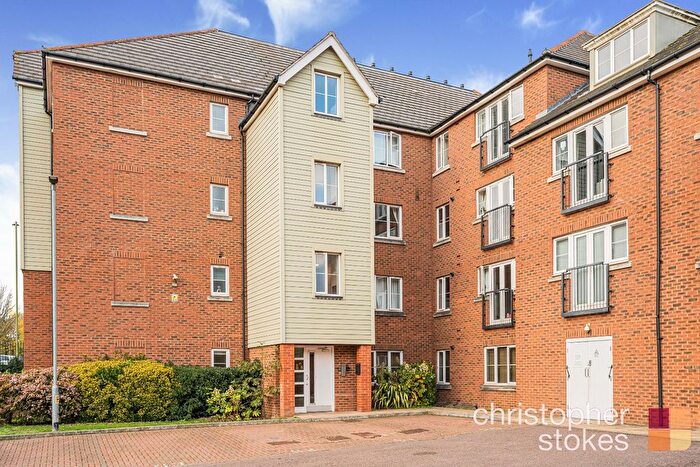 2 Bedroom Flat For Sale In Watery Lane, Turnford, Broxbourne, Hertfordshire, EN10