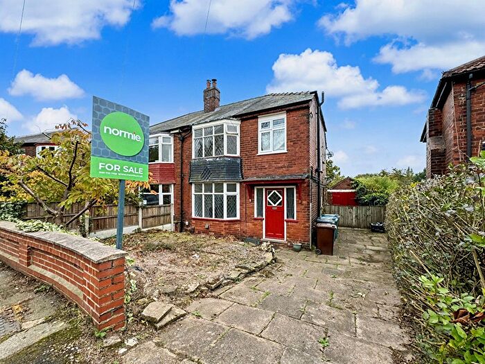 3 Bedroom Semi Detached House For Sale In Agecroft Road West, Prestwich, M25