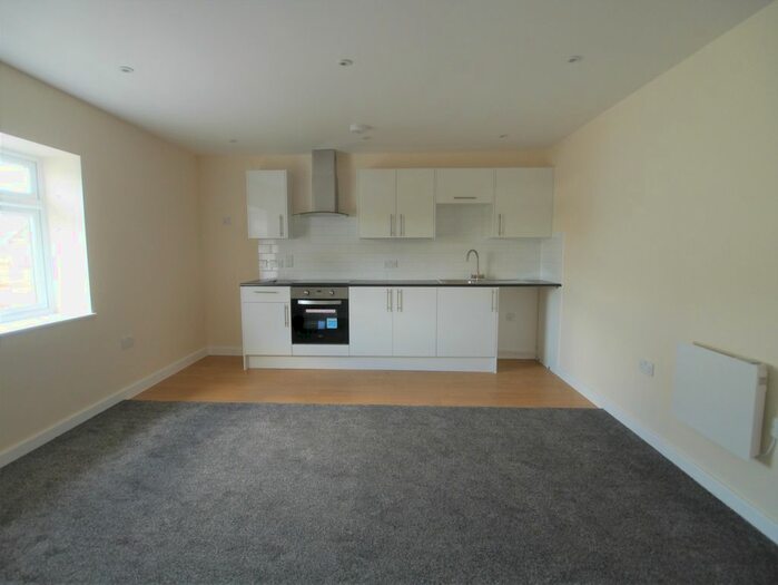 1 Bedroom Flat To Rent In Crawley Road, Horsham RH12