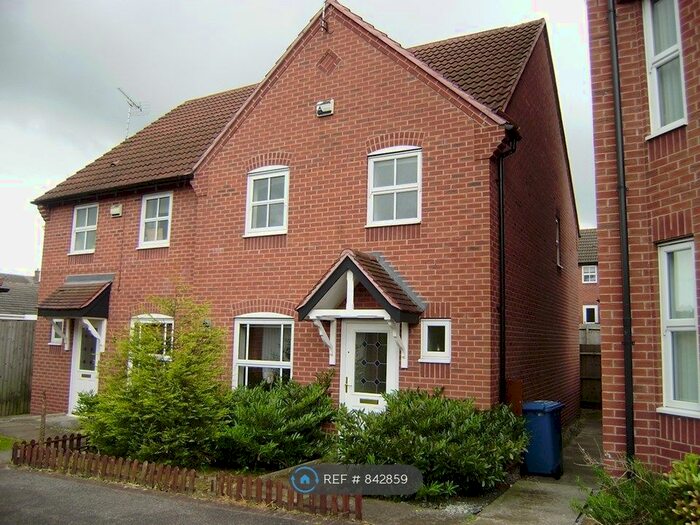 3 Bedroom Semi-Detached House To Rent In Valley View, Mansfield, NG18