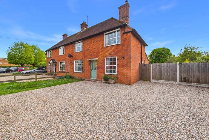 4 Bedroom Semi-Detached House For Sale In Cressing Road Braintree, CM7