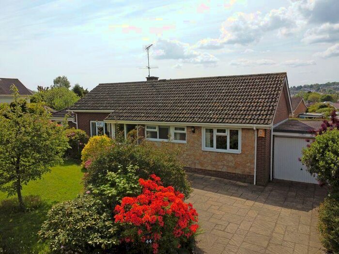 2 Bedroom Detached Bungalow For Sale In Harcombe Lane East, Sidford, Sidmouth, EX10
