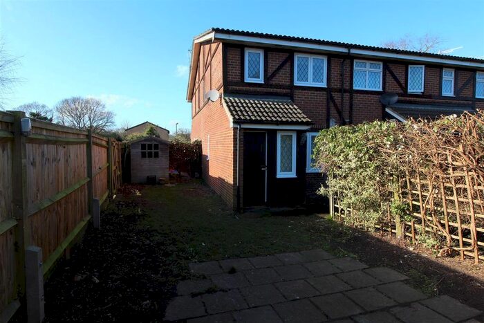 1 Bedroom End Of Terrace House To Rent In Heronfield, Englefield Green, Egham, TW20