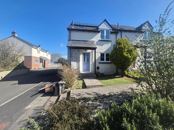 3 Bedroom House To Rent In Loup Court, Axminster, EX13