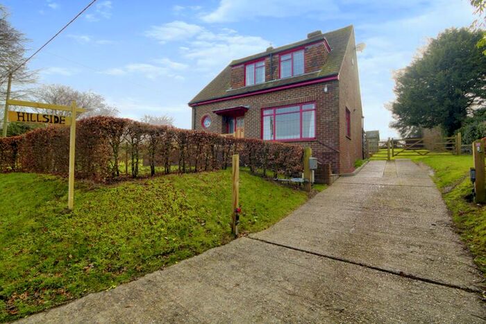 3 Bedroom Detached House For Sale In Forge Lane, Sutton, CT15