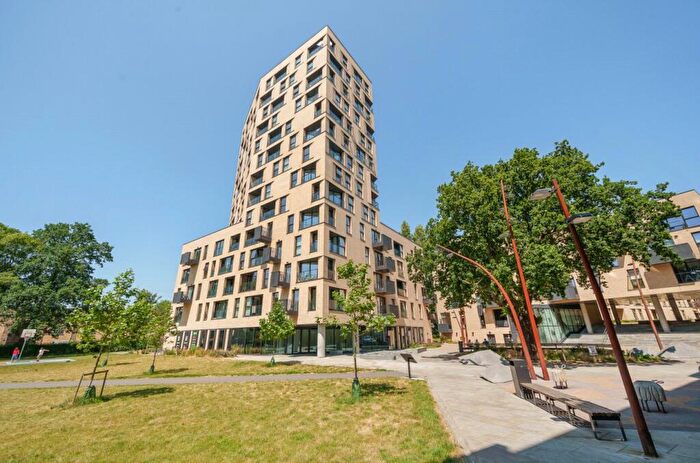 1 Bedroom Apartment To Rent In Burgess Springs, Chelmsford, CM1