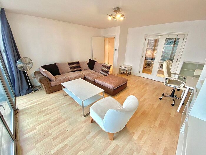 1 Bedroom Flat To Rent In Hertsmere Road, London, E14