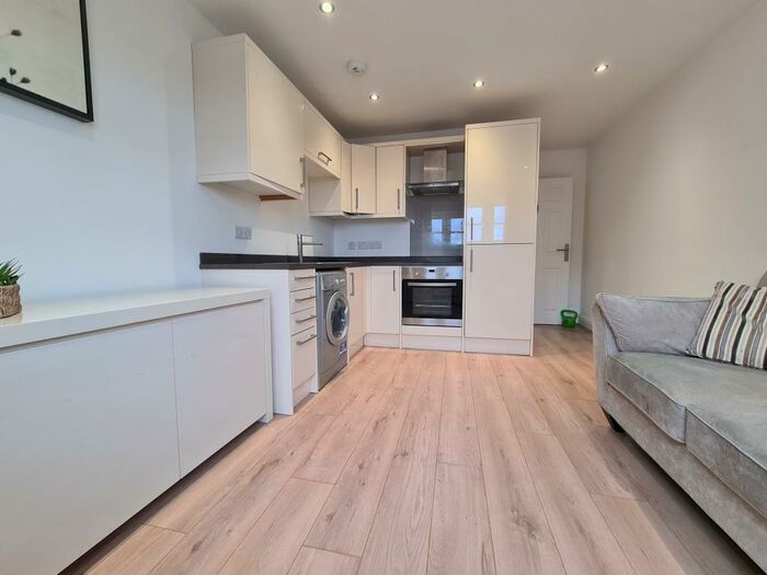 1 Bedroom Apartment To Rent In High Street, Ely, CB7