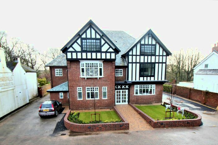 2 Bedroom Flat To Rent In The Acacias, Granville Road, Urmston, Manchester, M41