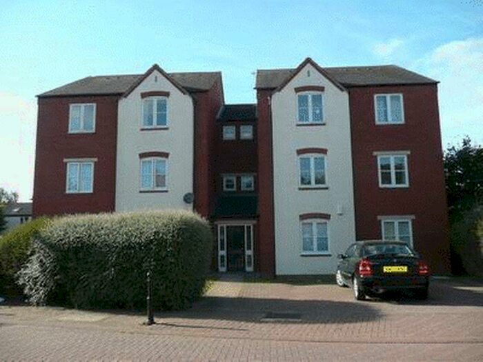 1 Bedroom Apartment To Rent In Overbury Road, Gloucester, GL1