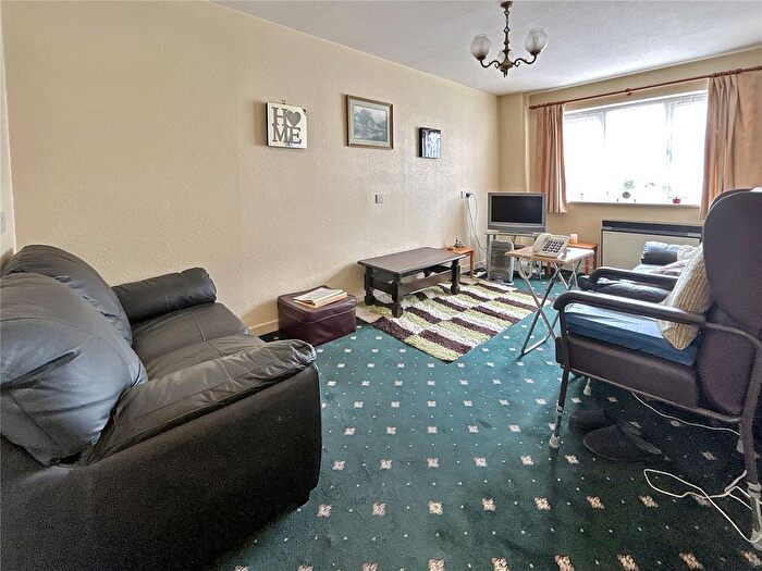 2 Bedroom Flat For Sale In Main Road, Sidcup, DA14