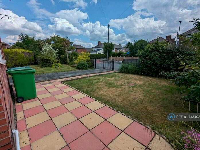 3 Bedroom Semi-Detached House To Rent In Moat Road, Manchester, M22