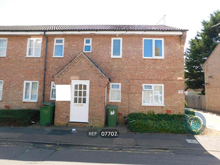 1 Bedroom Flat To Rent In St Martins Street, Millfield, Peterborough, PE1