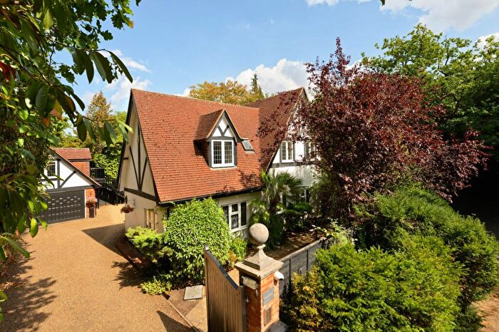 4 Bedroom Detached House For Sale In East Road, St George's Hill, Weybridge, Surrey, KT13
