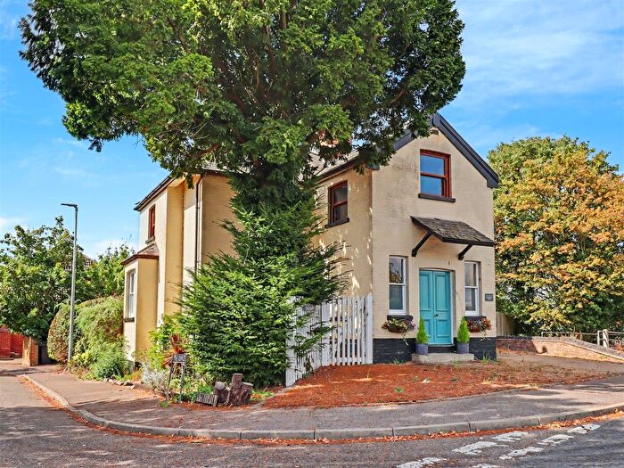 2 Bedroom Maisonette For Sale In The Sidings, Earsham, NR35