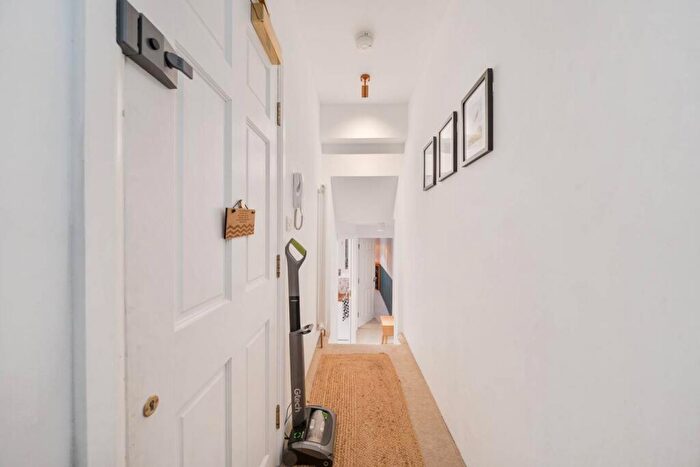 1 Bedroom Flat For Sale In , Penge, London, SE20
