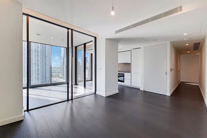 2 Bedroom Flat To Rent In Bondway, London, SW8