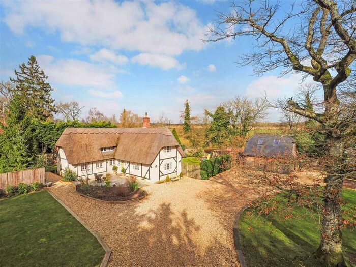 4 Bedroom Cottage For Sale In Harewood, Longparish, Andover, SP11
