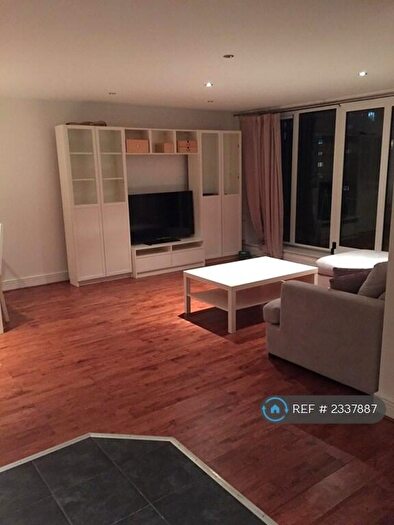 2 Bedroom Flat To Rent In Wards Wharf Approach, London, E16